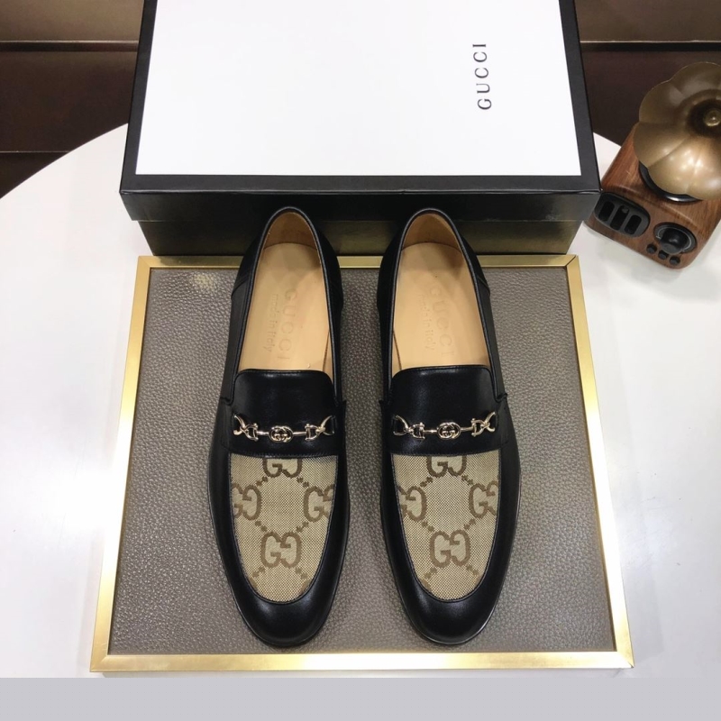 G*u*i leather shoes